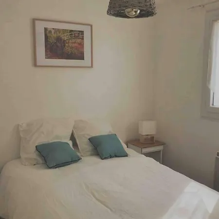Holiday home Maison De 2 Wifi A 400 M De La